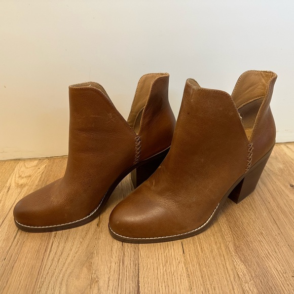 New! Crown Vintage Firiat Bootie - sz 10 - Picture 2 of 8